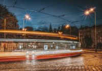 Pražské tramvaje prošly modernizací. Jízdenku si můžete koupit i kartou při jízdě