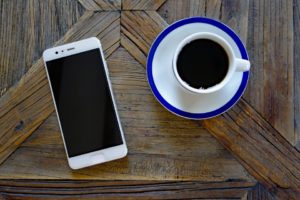 Na mobilech Huawei končí Facebook i Instagram