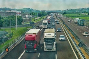 V Česku platí elektronické dálniční známky. V zahraničí ale už dávno jsou